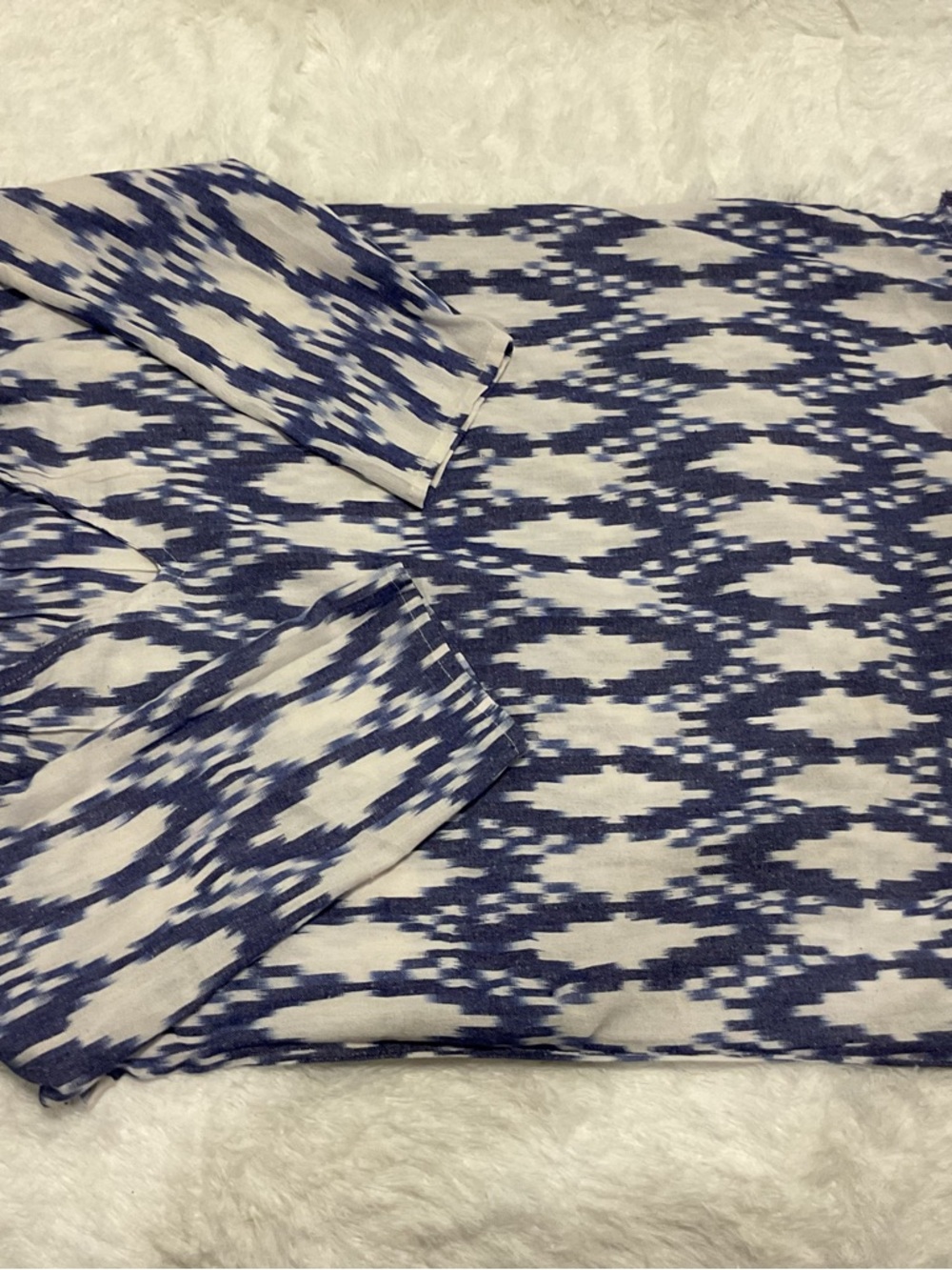 Marea Blue & White Patterned Blouse